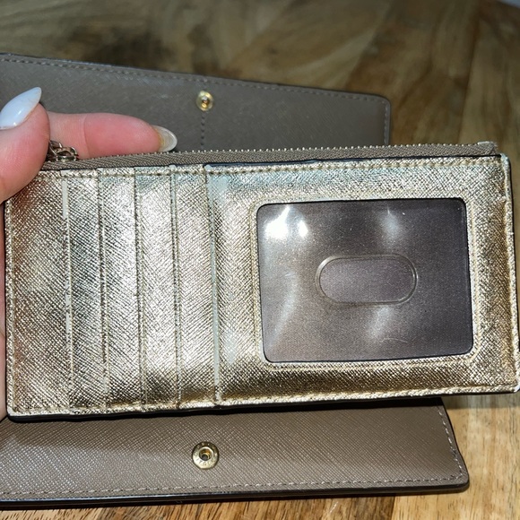 Henri Bendel Taupe Kangaroo Wallet with Gold Coin Bag - Picture 4 of 8